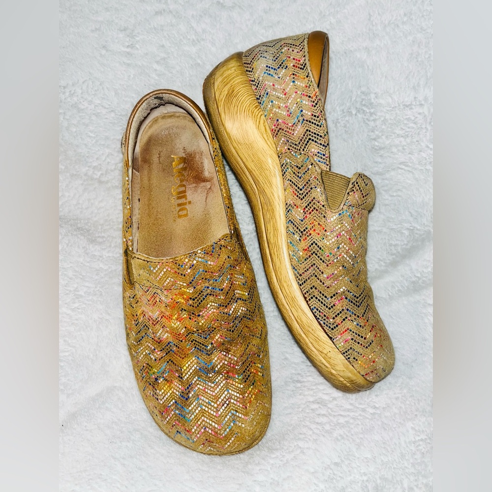 ALEGRIA Keli Clogs Ric Rack Tan Sz 37 (7.5) - Picture 2 of 10